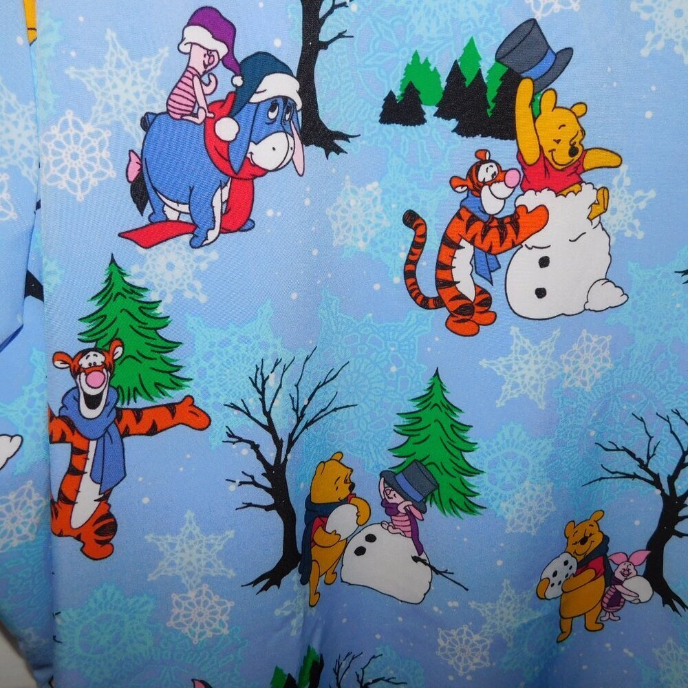 Disney Winnie the Pooh & Friends Winter blue Theme Snowman Scrub Top Womens 2XL - Picture 2 of 10